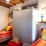 Spacious Low-cost For A Group 쿠르마예
