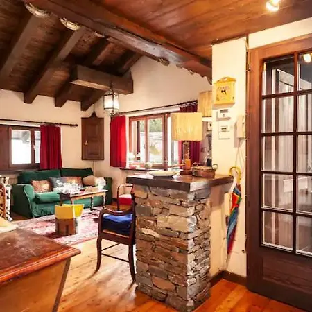 Spacious Low-cost For A Group Daire Courmayeur