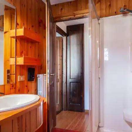 Spacious Low-cost For A Group